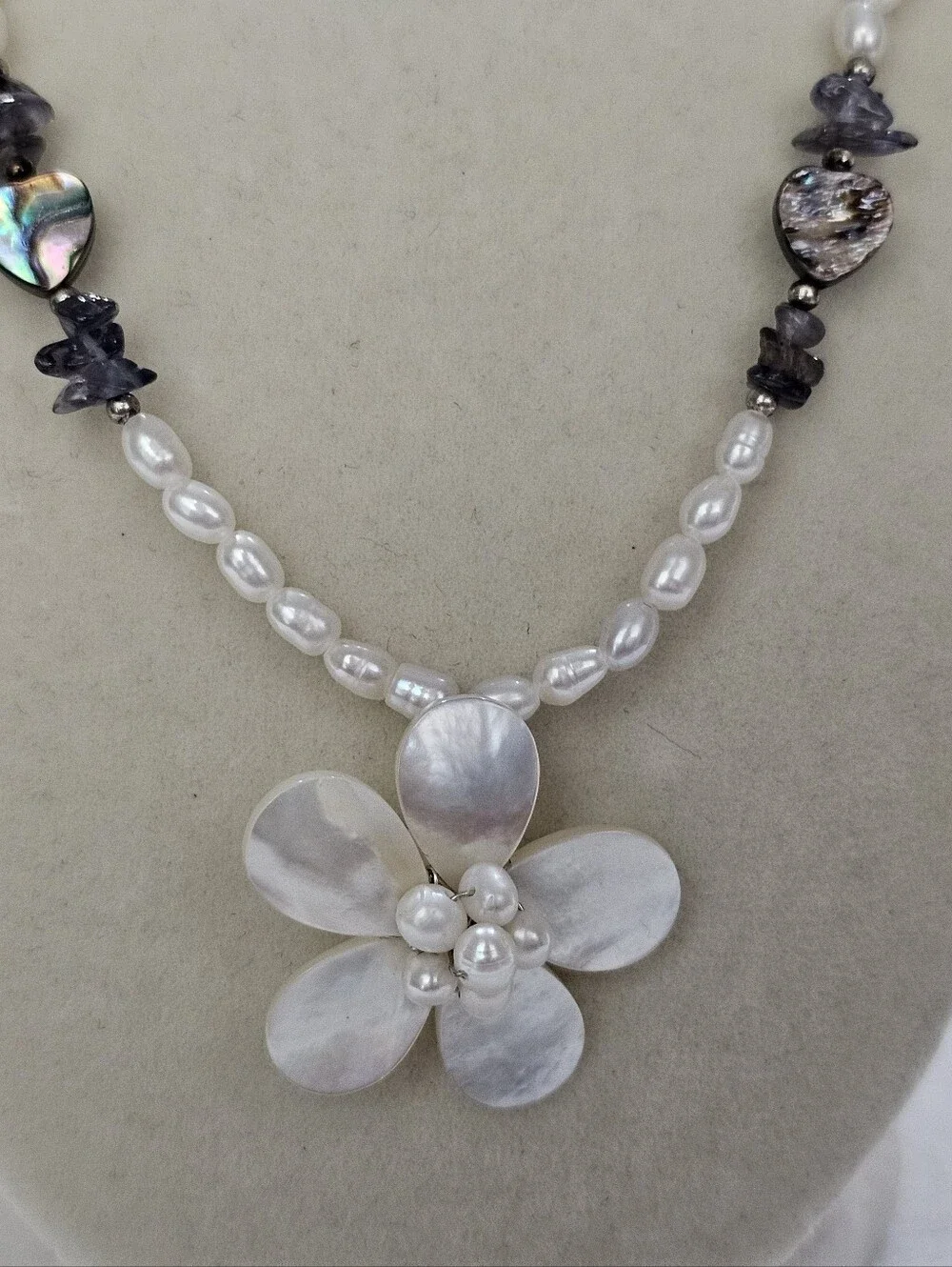 Artisan Pearl Necklace With Amethyst Accents & 925 Grey Pearl Earrings - Picture 7 of 15